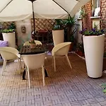 Simonetta Ai Musei Vaticani Frühstückspension