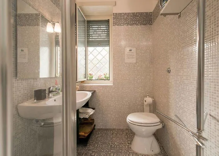 Nocleg ze śniadaniem Simonetta Ai Musei Vaticani 2*