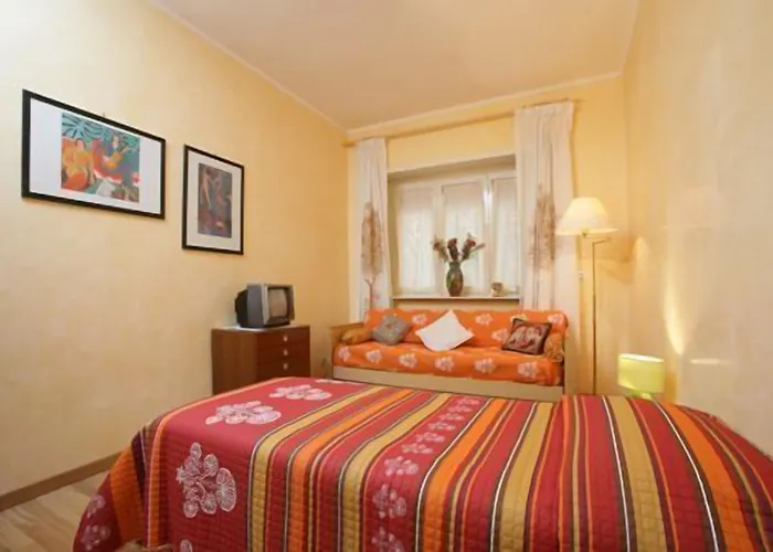 Simonetta Ai Musei Vaticani فندق مبيت وإفطار روما